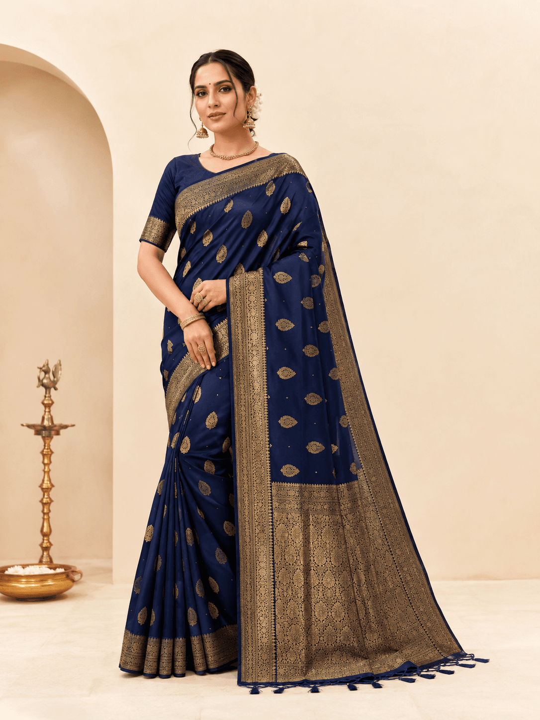 Black Gold Zari Banarasi Saree