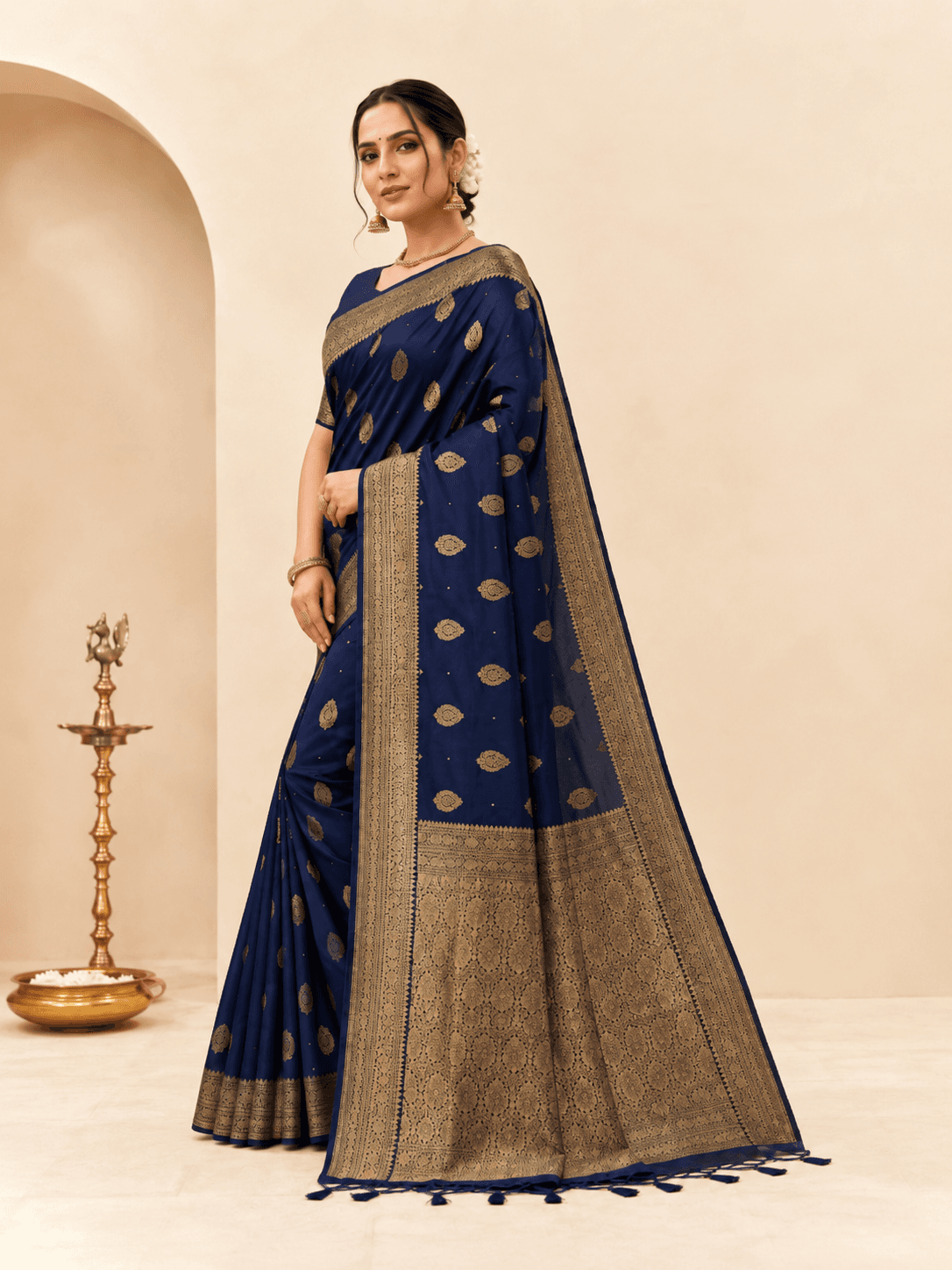 Black Gold Zari Banarasi Saree alternate view