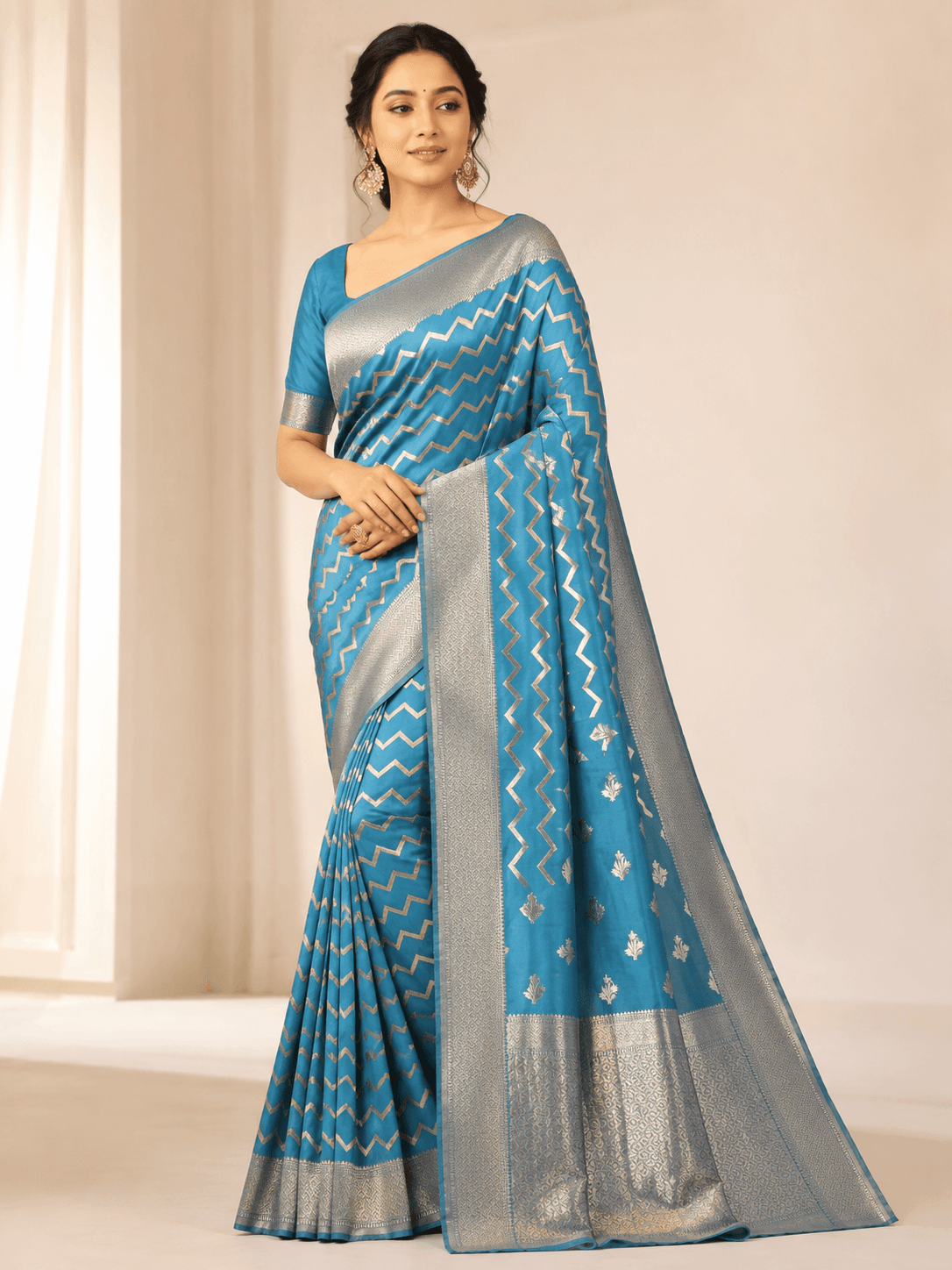 Banarasi saree - Maroon - Art Silk - Front View